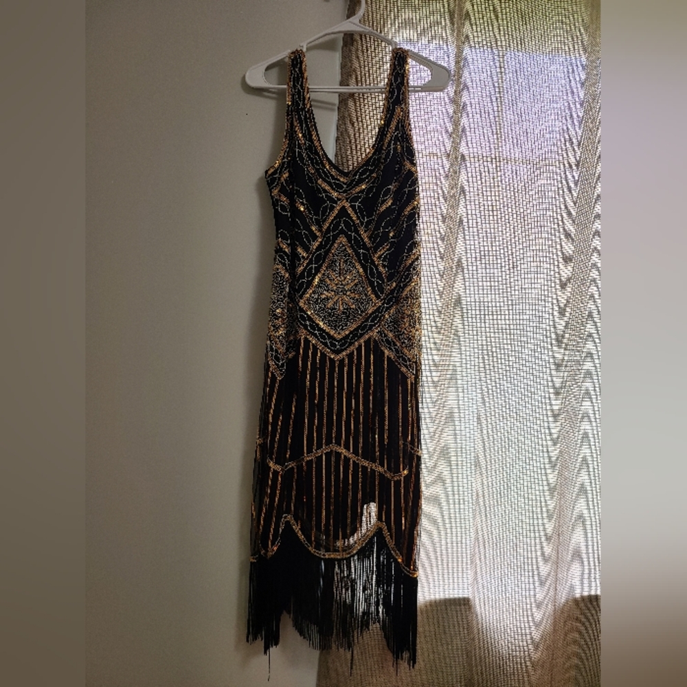 20s style flapper dress - black and gold